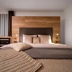 Zeleny Potok Hotel