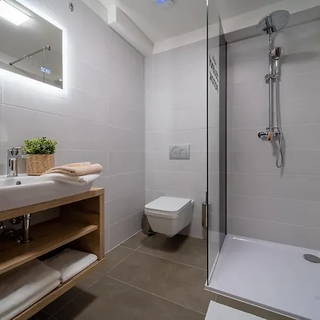 Zeleny Potok Hotel 4*