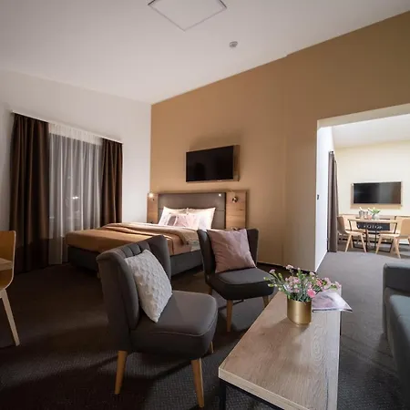 Zeleny Potok 4*