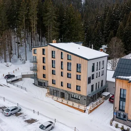 Zeleny Potok Hotel