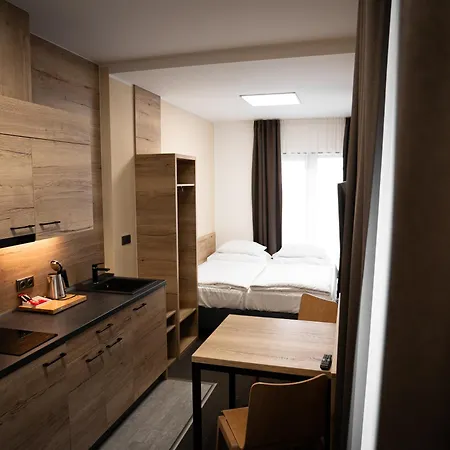 Zeleny Potok 4*