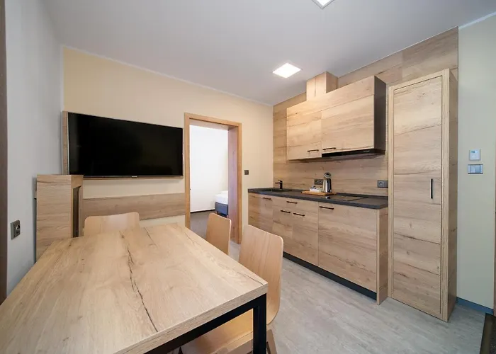 Zeleny Potok Hotell 4*